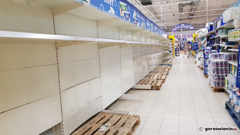 3/11 Puste półki w Tesco