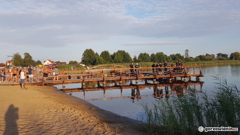 3/5 Mężczyzna utonął nad jeziorem w Karninie