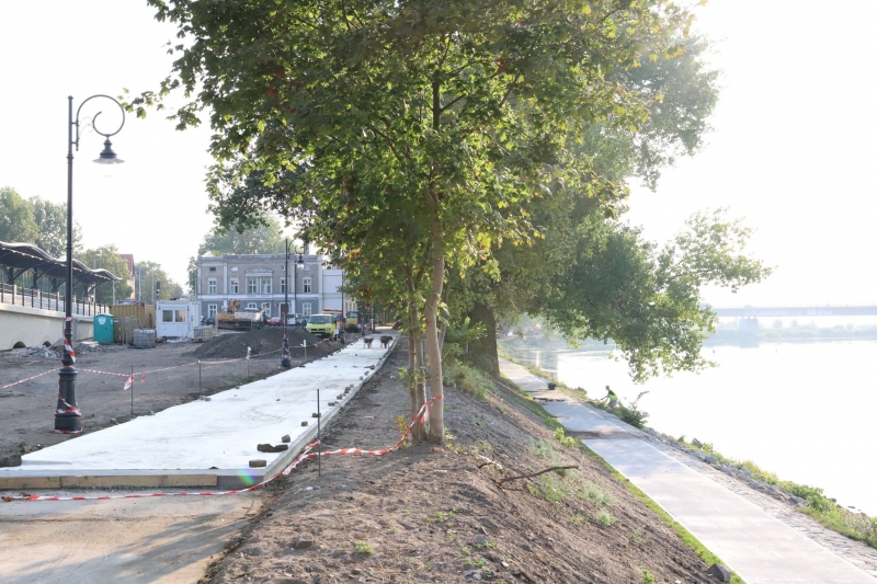 6/7 Ścieżka pieszo-rowerowa nad Wartą