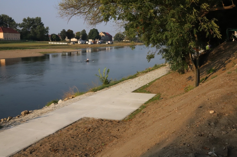 7/7 Ścieżka pieszo-rowerowa nad Wartą