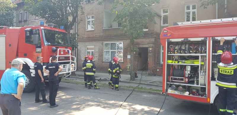 2/8 Pożar w budynku przy Fabrycznej