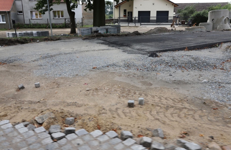 8/15 Remontowana ul. Kostrzyńska