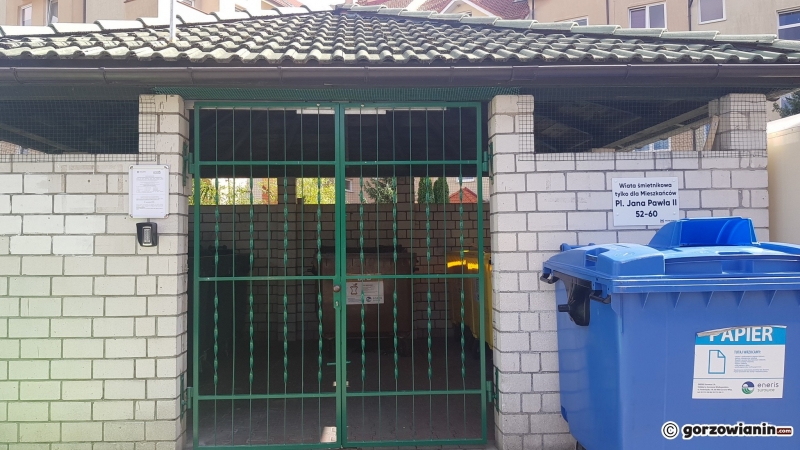 3/5 Altana śmietnikowa na kod