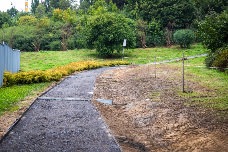 6/8 Naprawa ścieżki przy filharmonii