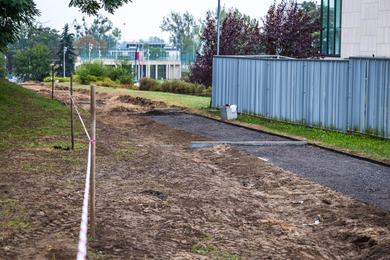 8/8 Naprawa ścieżki przy filharmonii