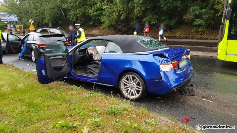 6/7 Dwa wypadki na rondzie Wyszyńskiego