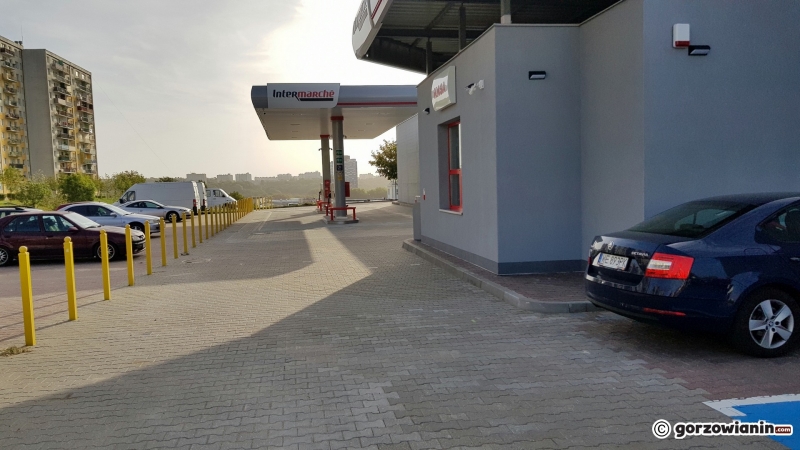 6/6 Stacja paliw przy Fredry już działa