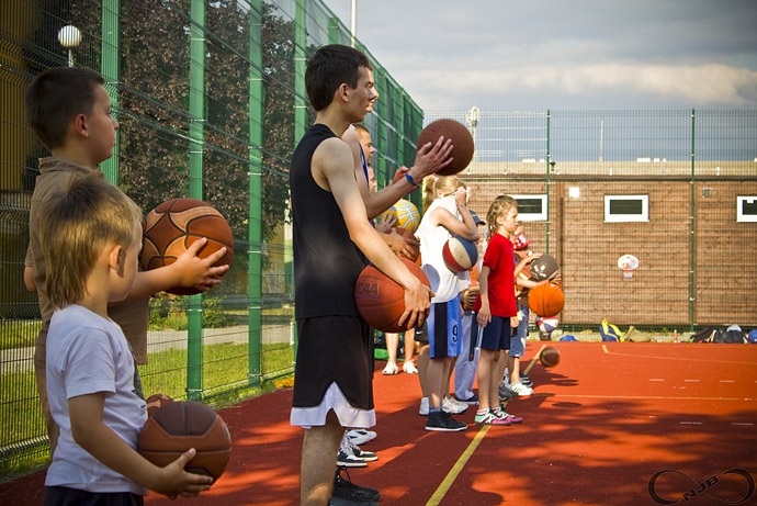 3/21 Akcja NJB DLA DZIECIAKÓW doszła do półmetka