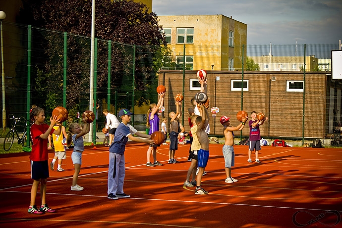 10/21 Akcja NJB DLA DZIECIAKÓW doszła do półmetka