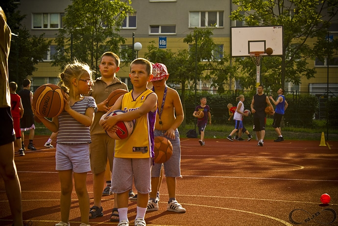 11/21 Akcja NJB DLA DZIECIAKÓW doszła do półmetka