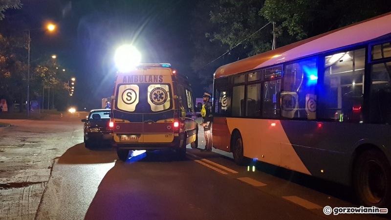 8/9 Kierowca audi potrącił pieszą