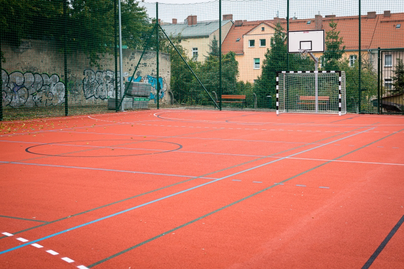 5/9 Nowe boiska przy IV LO