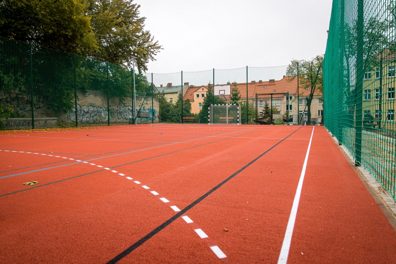 7/9 Nowe boiska przy IV LO