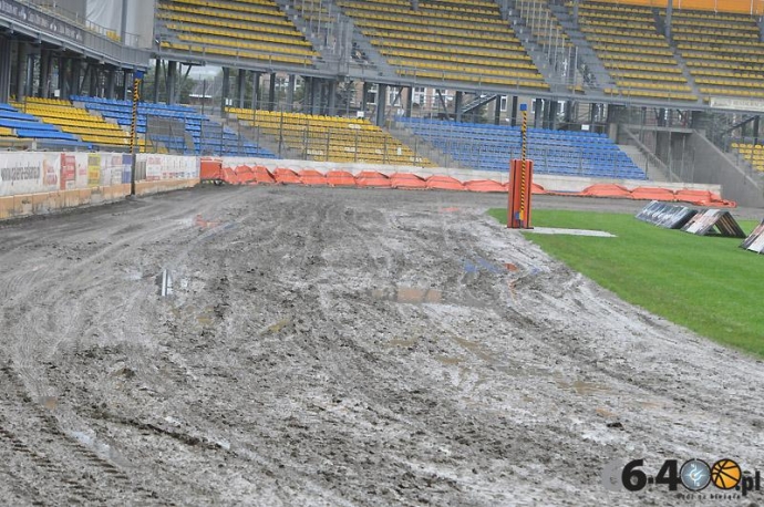 19/31 Stan toru żużlowego - 30.07.2011 godz. 17:00