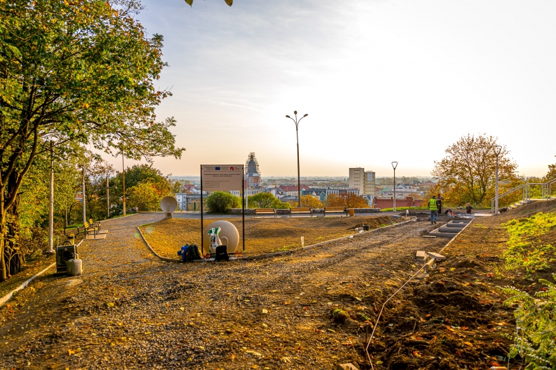 9/9 Park Siemiradzkiego zmienia swoje oblicze