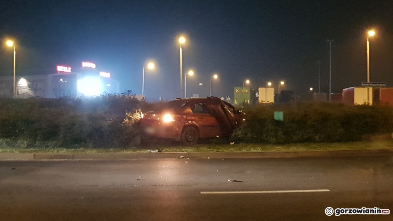 5/7 Wypadek na rondzie Niepodległości