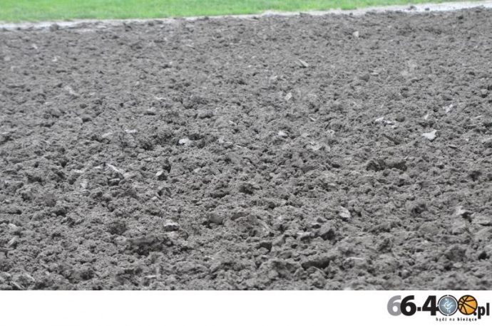 8/15 Stan toru żużlowego - 31.07.2011 godz. 12:00