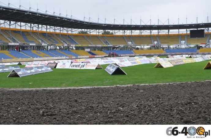 12/15 Stan toru żużlowego - 31.07.2011 godz. 12:00