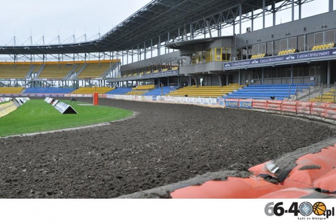 15/15 Stan toru żużlowego - 31.07.2011 godz. 12:00