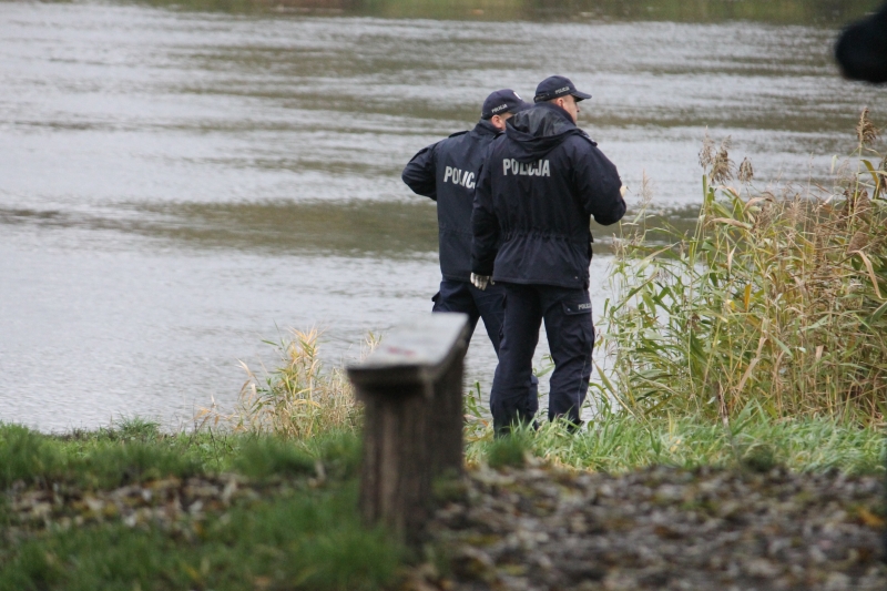 5/5 Zwłoki wyciągnięte z Warty