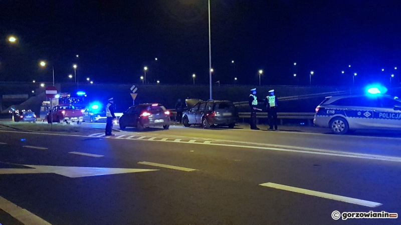 3/4 Wypadek na zjeździe z S3