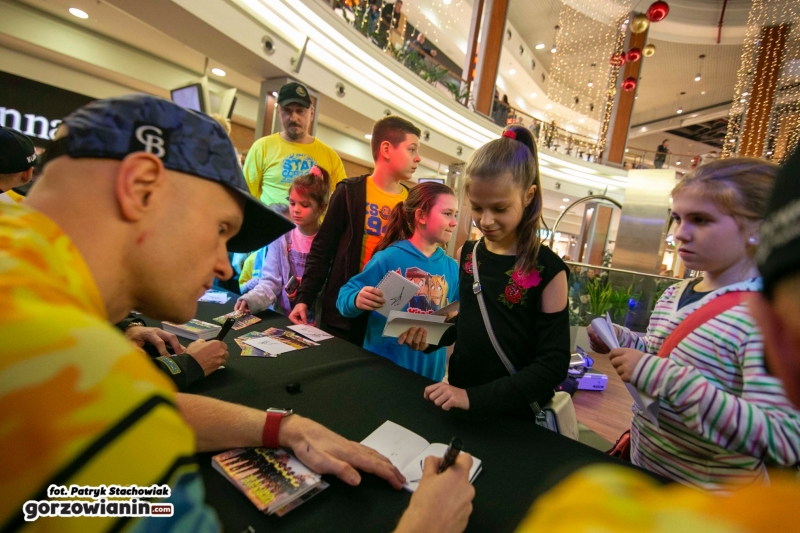 13/16 Spotkanie żużlowców z kibicami