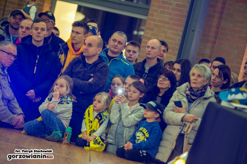 15/16 Spotkanie żużlowców z kibicami