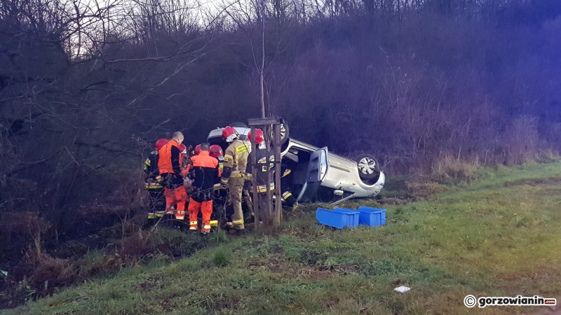 4/5 Dachowanie mazdy na Słowiańskiej