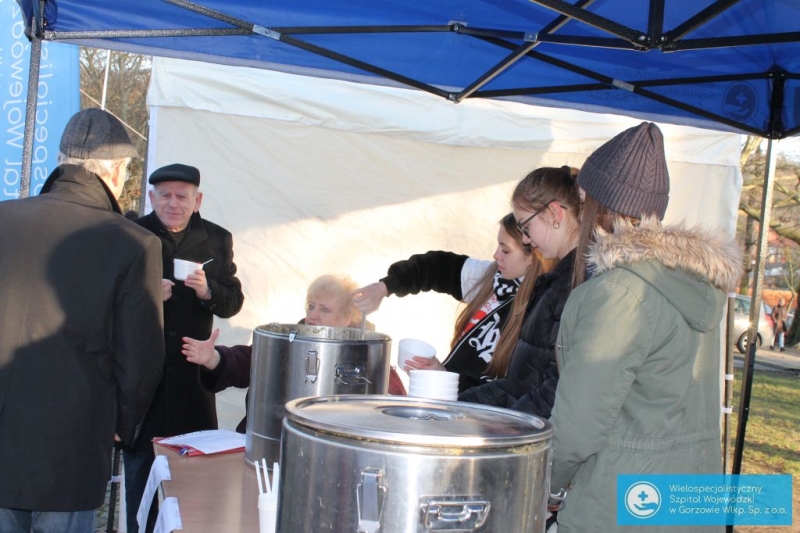 14/32 Szpitalna grochówka hitem 28. Finału WOŚP w Gorzowie