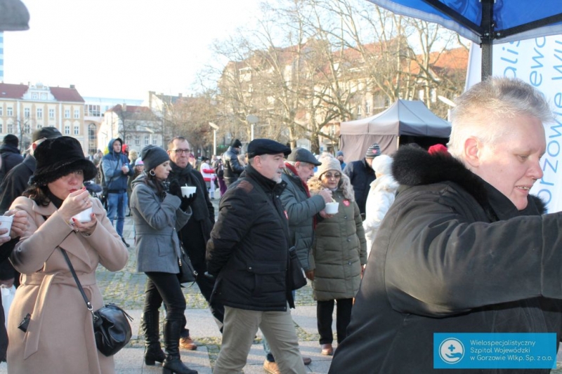 16/32 Szpitalna grochówka hitem 28. Finału WOŚP w Gorzowie