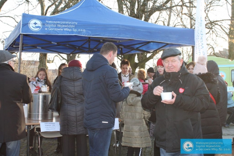 27/32 Szpitalna grochówka hitem 28. Finału WOŚP w Gorzowie
