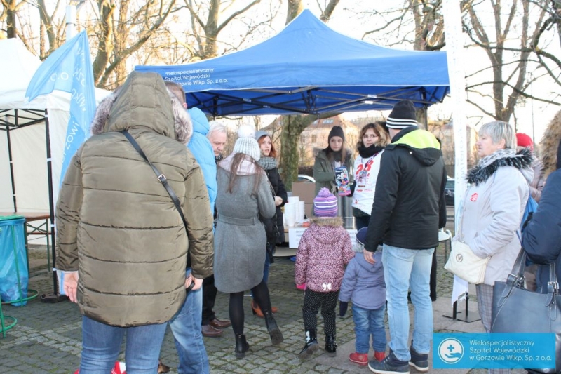 30/32 Szpitalna grochówka hitem 28. Finału WOŚP w Gorzowie