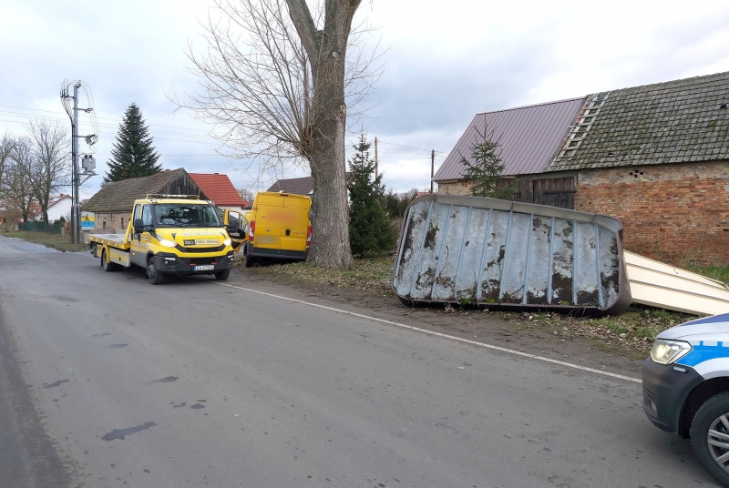 3/5 Niebezpieczny wypadek w Gliniku