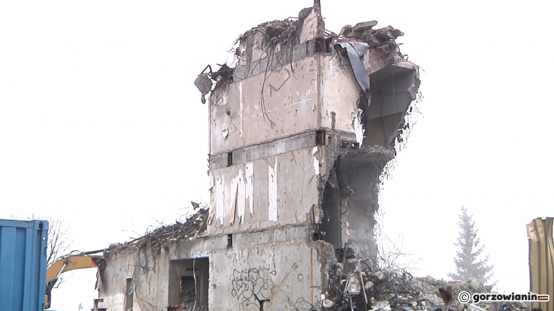 5/8 Wieżowiec Ursusa znika w oczach