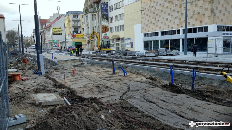 5/10 Zobacz jak powstaje deptak w Gorzowie