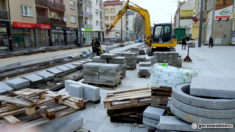 8/10 Zobacz jak powstaje deptak w Gorzowie