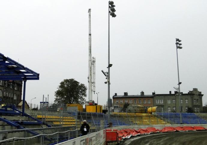 8/14 Przebudowa stadionu im. Edwarda Jancarza 19.10.2010