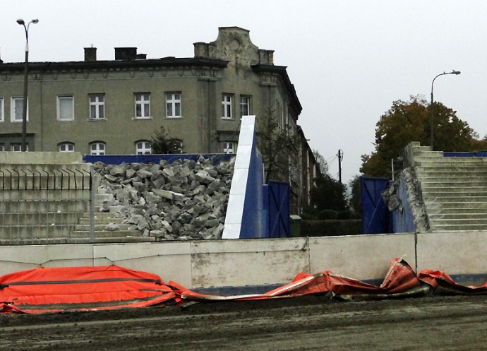 13/14 Przebudowa stadionu im. Edwarda Jancarza 19.10.2010