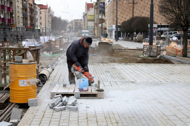 3/29 Jak przebiegają prace przy ul. Sikorskiego?