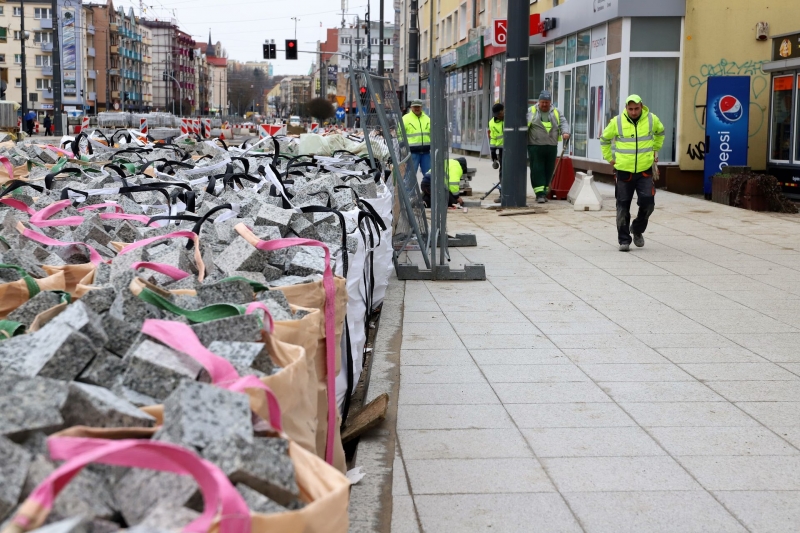 13/29 Jak przebiegają prace przy ul. Sikorskiego?