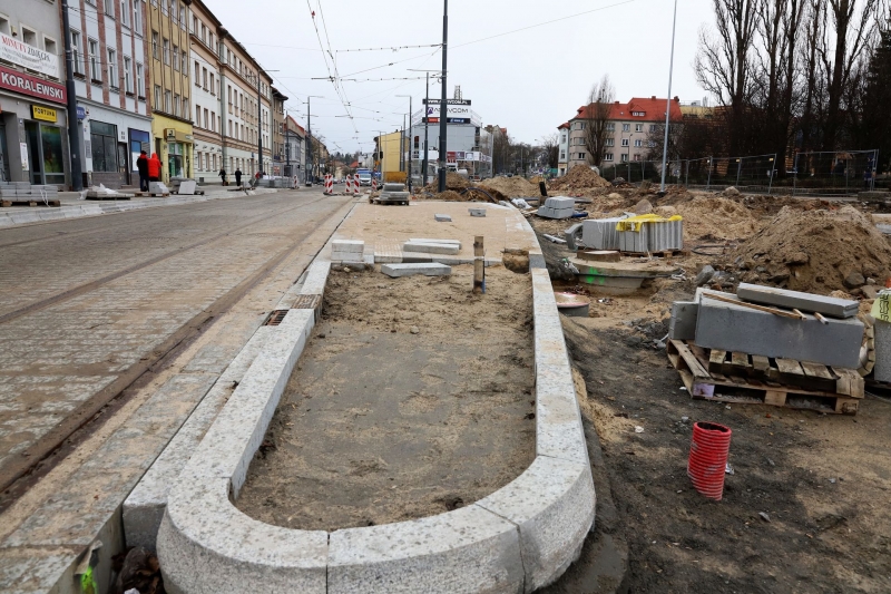 14/29 Jak przebiegają prace przy ul. Sikorskiego?