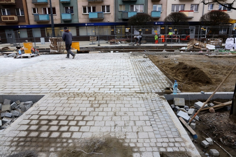 16/29 Jak przebiegają prace przy ul. Sikorskiego?