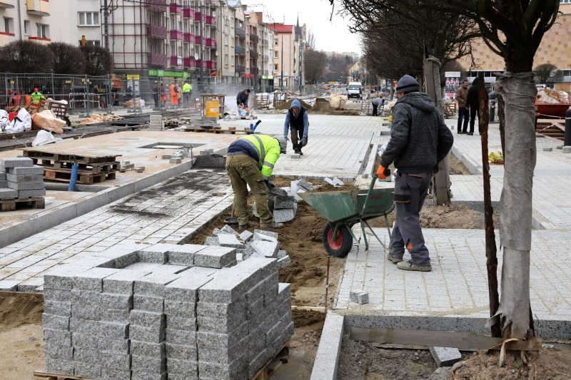 28/29 Jak przebiegają prace przy ul. Sikorskiego?