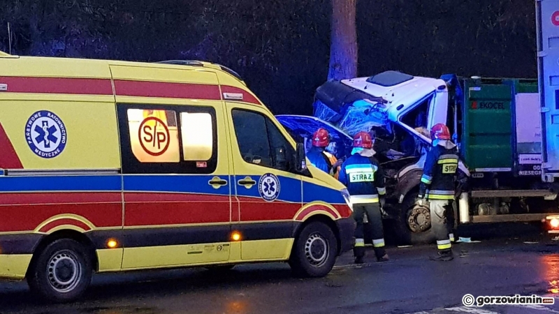 3/5 Czołówka ciężarówki i śmieciarki