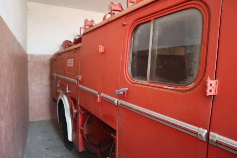 9/9 Wozy strażackie na sprzedaż
