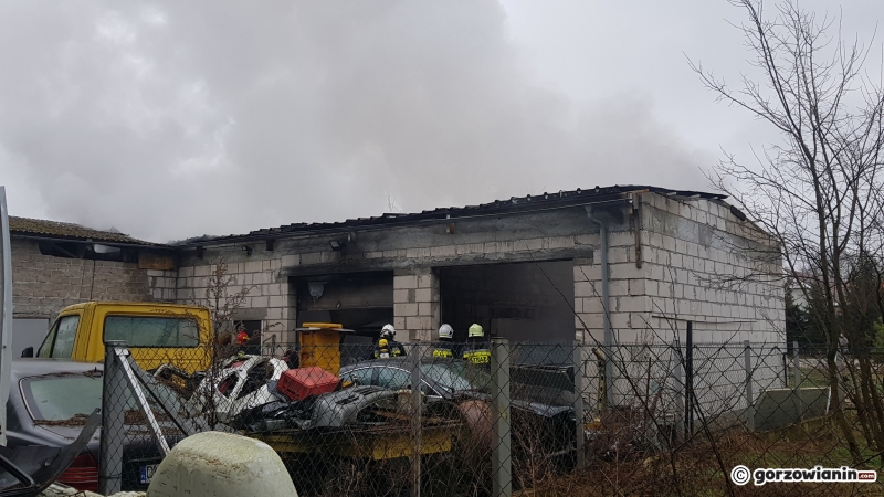 3/10 Pożar warsztatu samochodowego