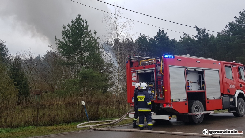 4/10 Pożar warsztatu samochodowego