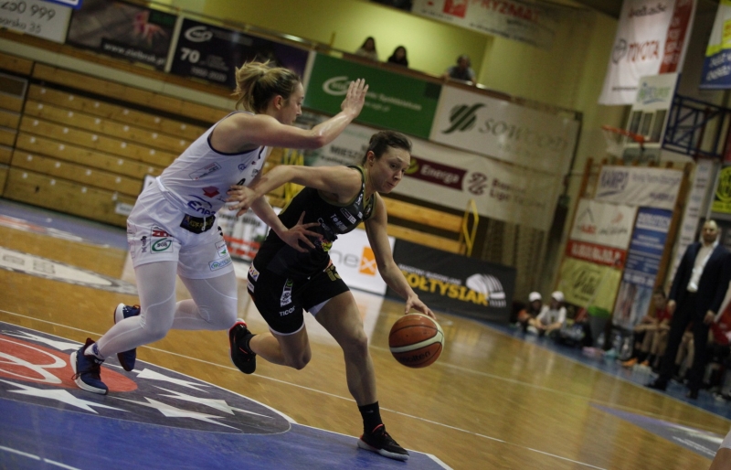 9/26 Akademiczki wygrywają z Widzewem