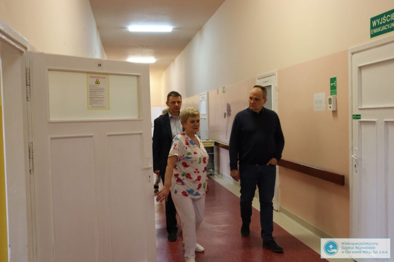 6/10 Tak wygląda szpital zakaźny przy Walczaka