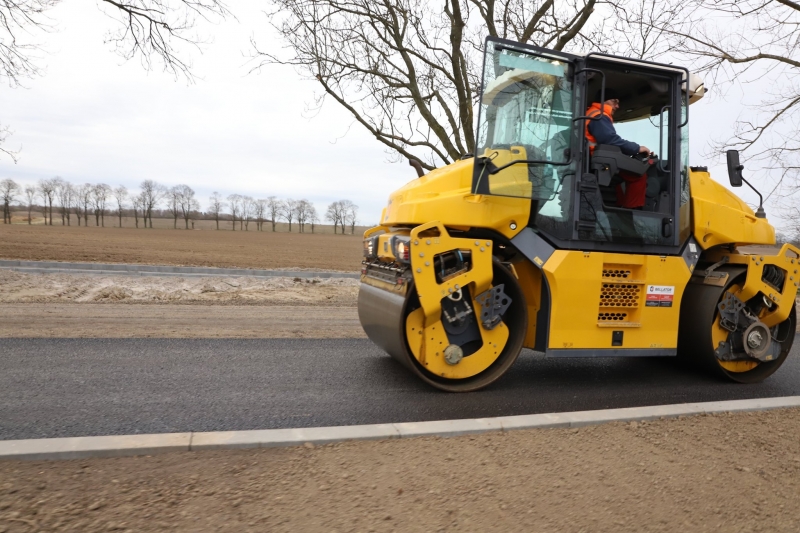 4/11 Asfalt na drugiej nitce ul. Myśliborskiej